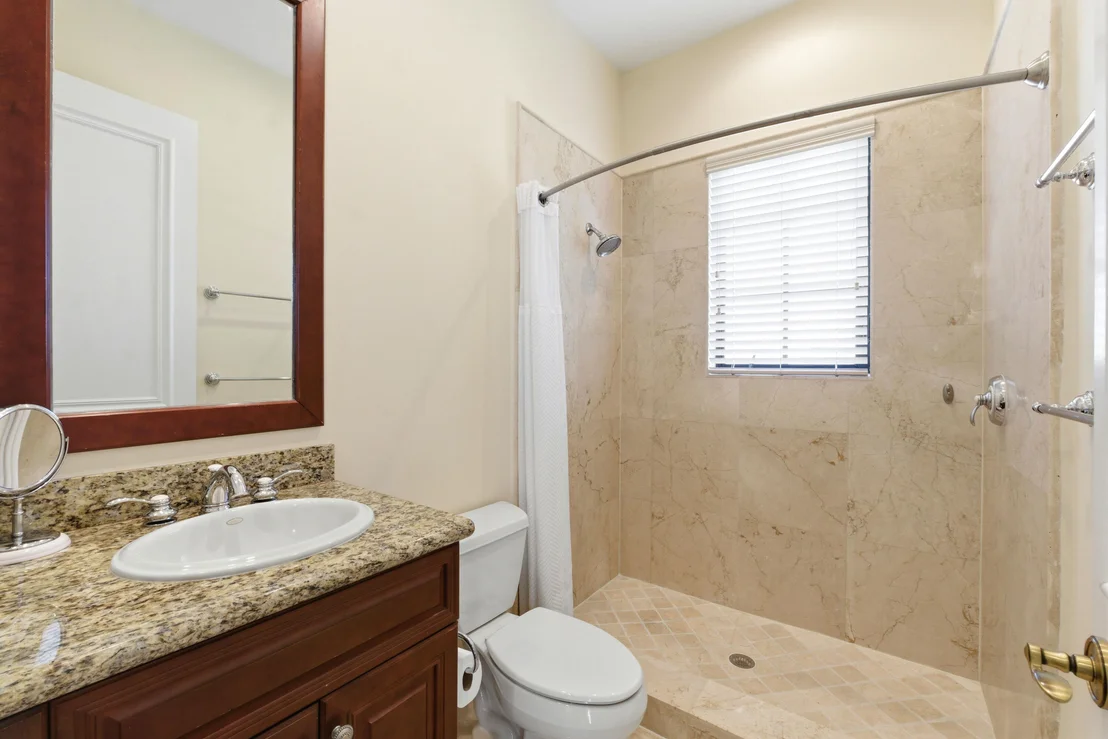 Photo of 8289 Emerald Avenue