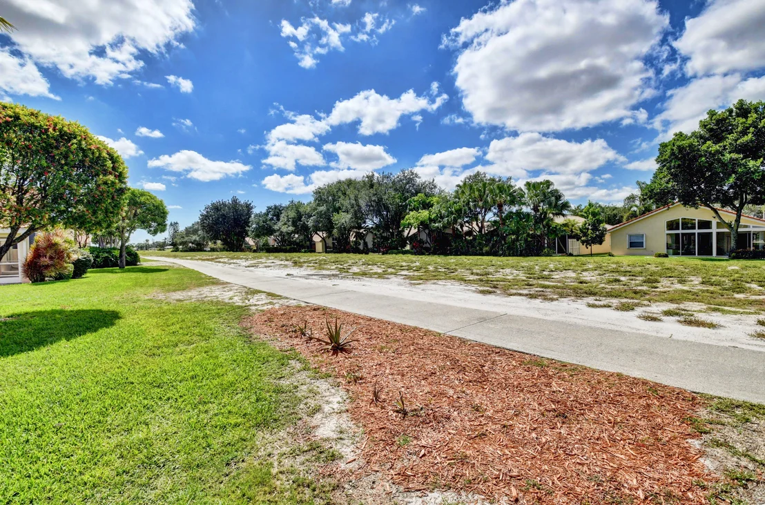 Photo of 7225 Haviland Circle