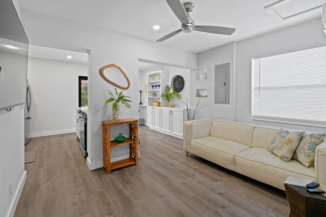 Photo of 1191 Dolphin Road