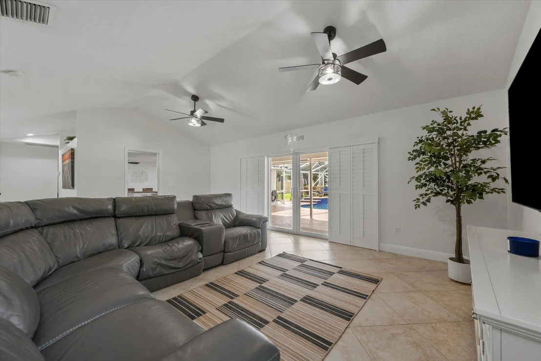 Photo of 13813 Geranium Place