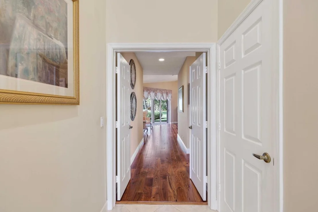 Photo of 7633 La Corniche Circle
