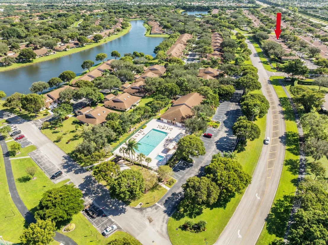 Photo of 8273 Springtree Road