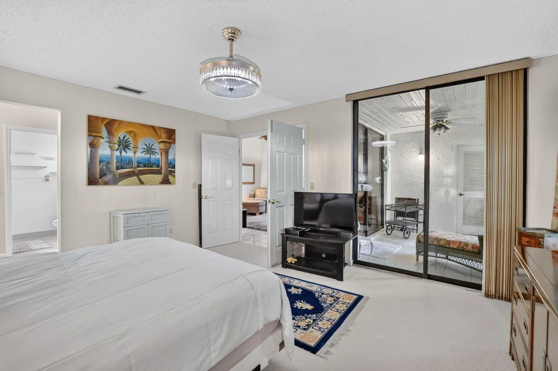 Photo of Unit D at 9364 Sable Ridge Circle