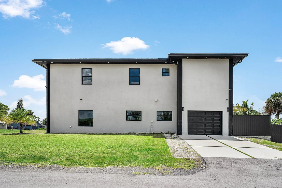 Photo of 641 Marshall Road