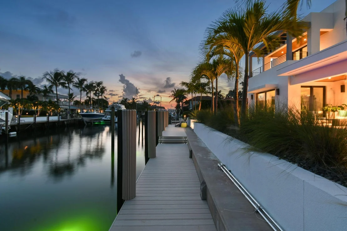 Photo of 1091 Gulfstream Way