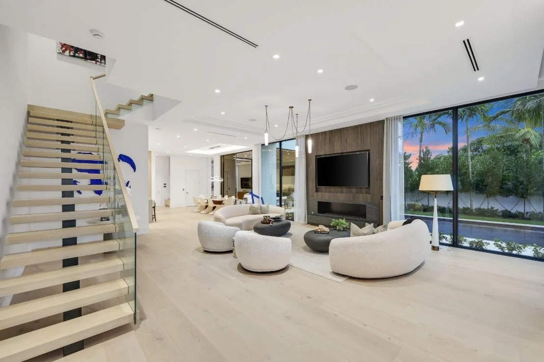 Photo of 310 Grove Place