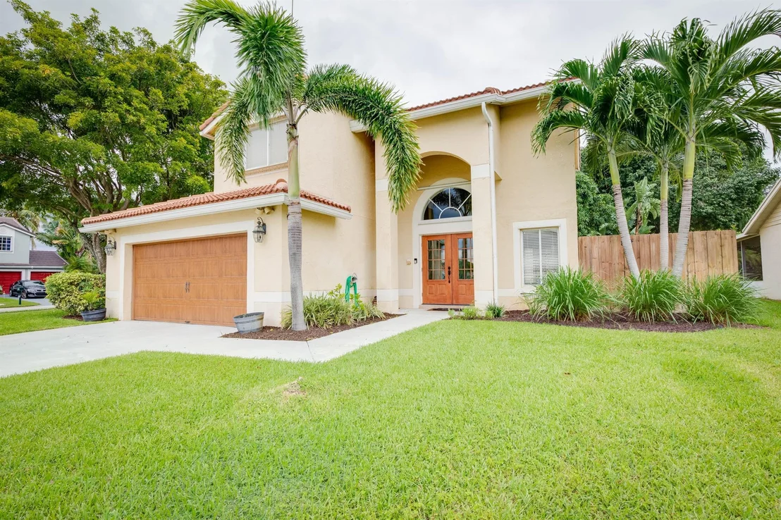 Photo of 9840 Holly Hill Drive