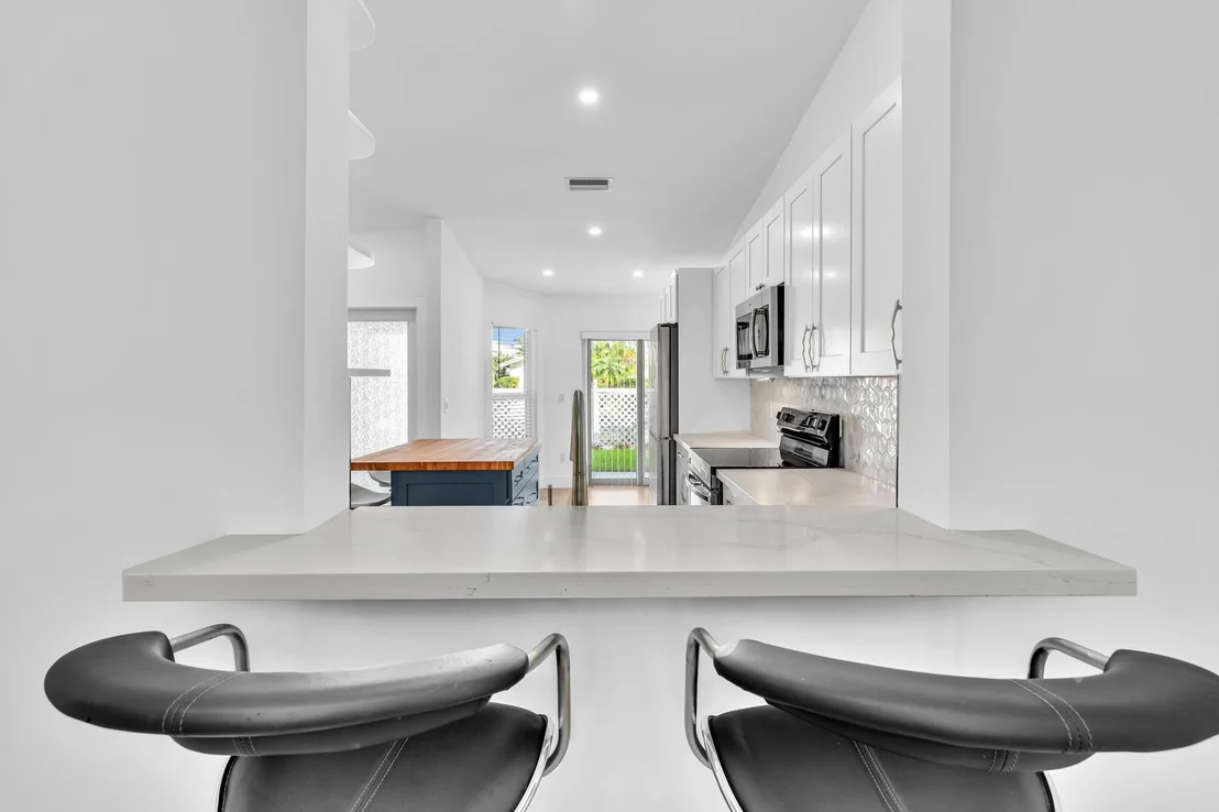 Photo of 6708 Canary Palm Circle