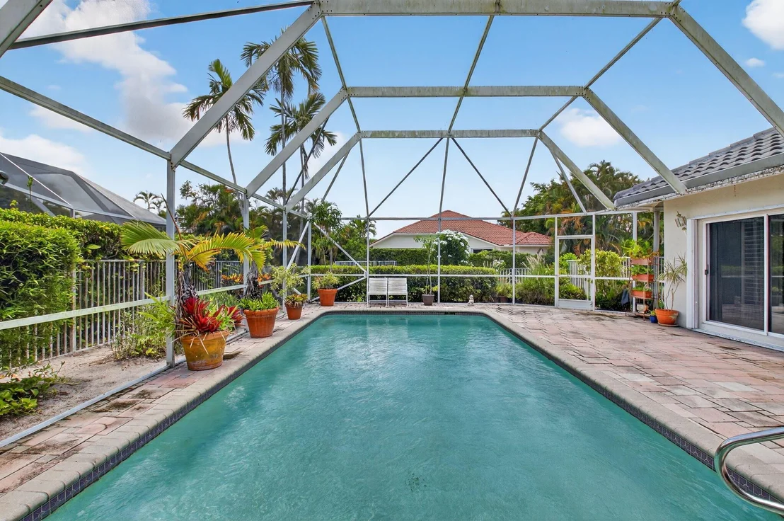 Photo of 7686 La Corniche Circle