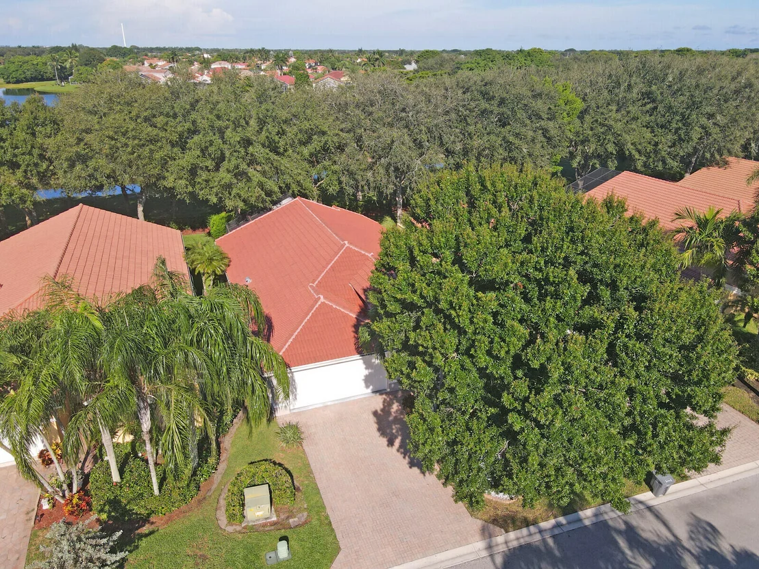 Photo of 12175 Roma Road