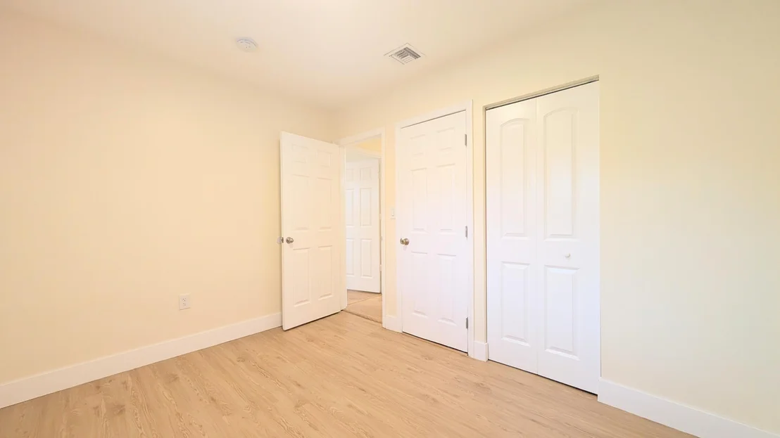 Photo of 541 N 68th Way