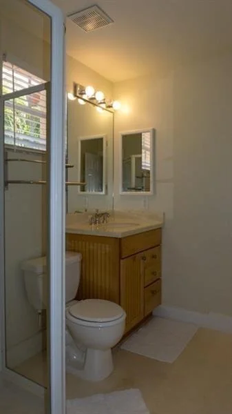 Photo of 525 E Misty Oaks Drive