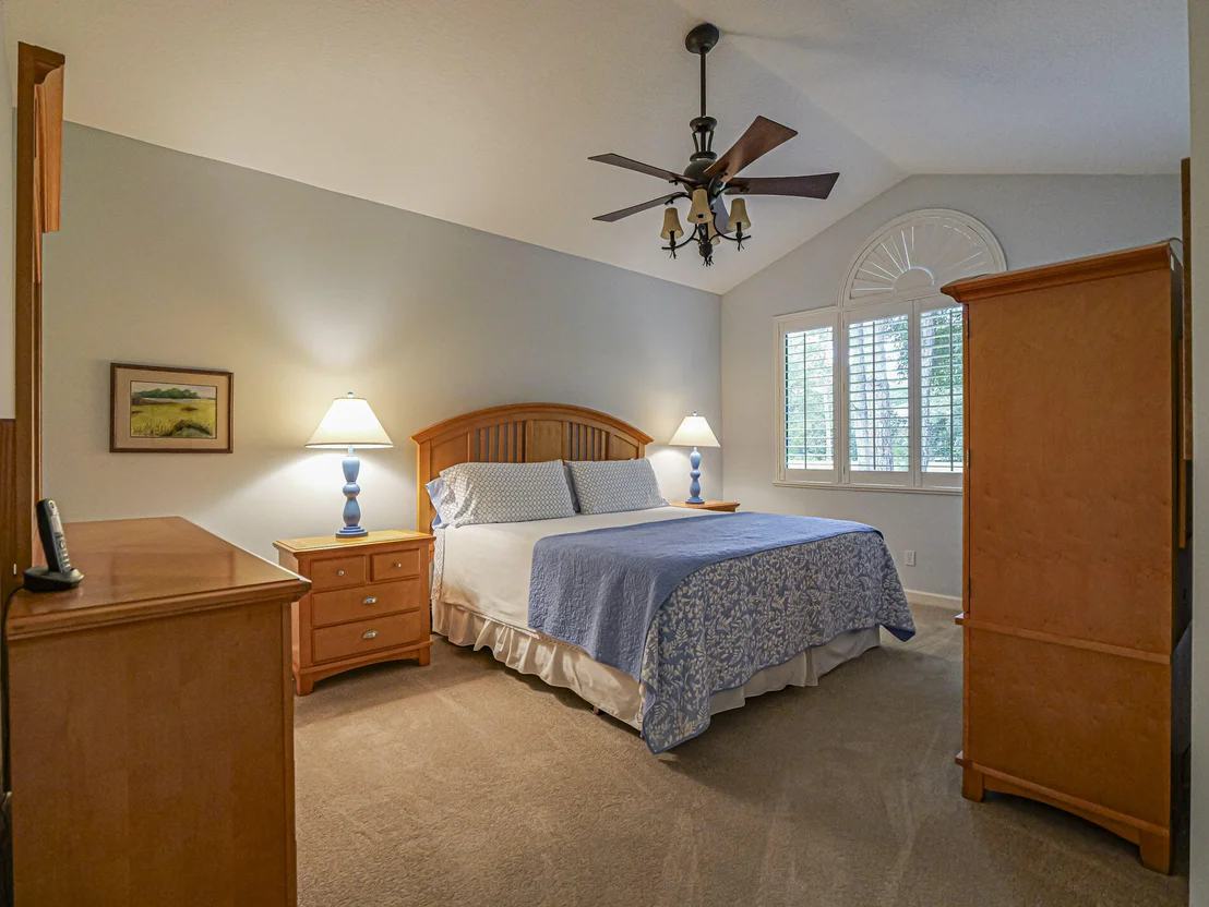 Photo of 3390 SE Putnam Court