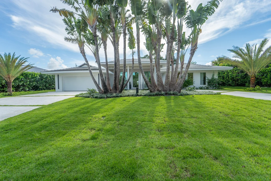 Photo of 229 GOLFVIEW Drive