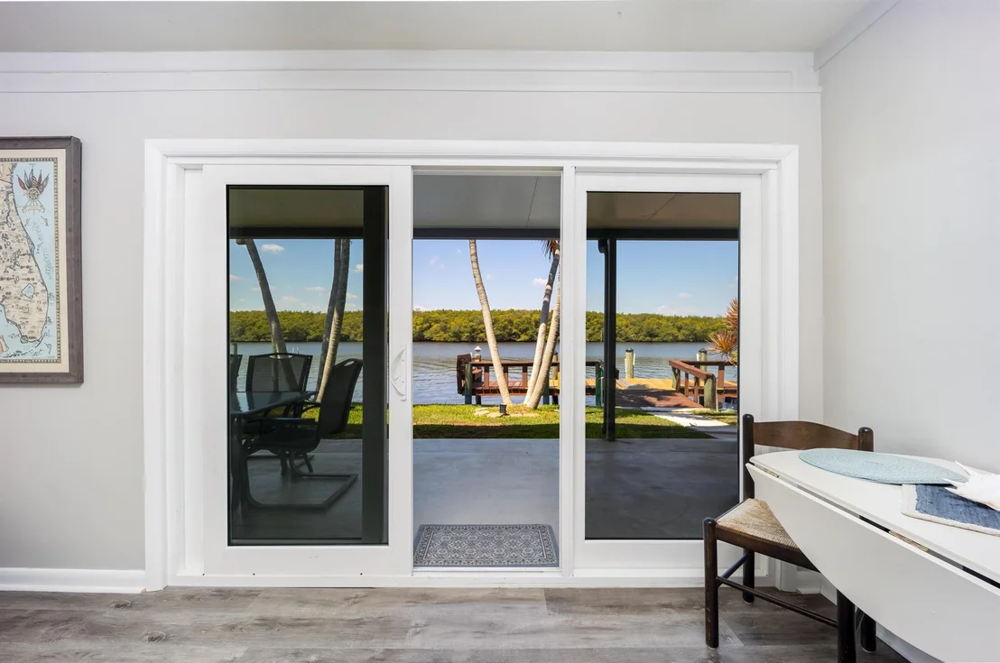 Photo of 140 SW Hideaway Place