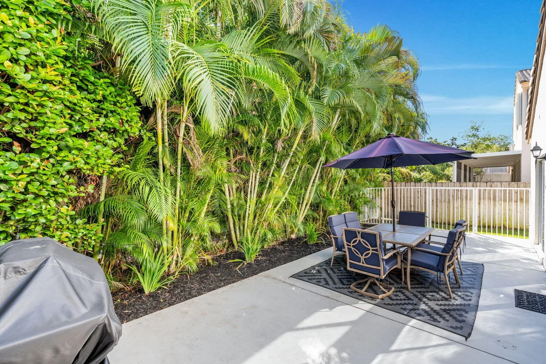 Photo of 7616 Colony Palm Drive