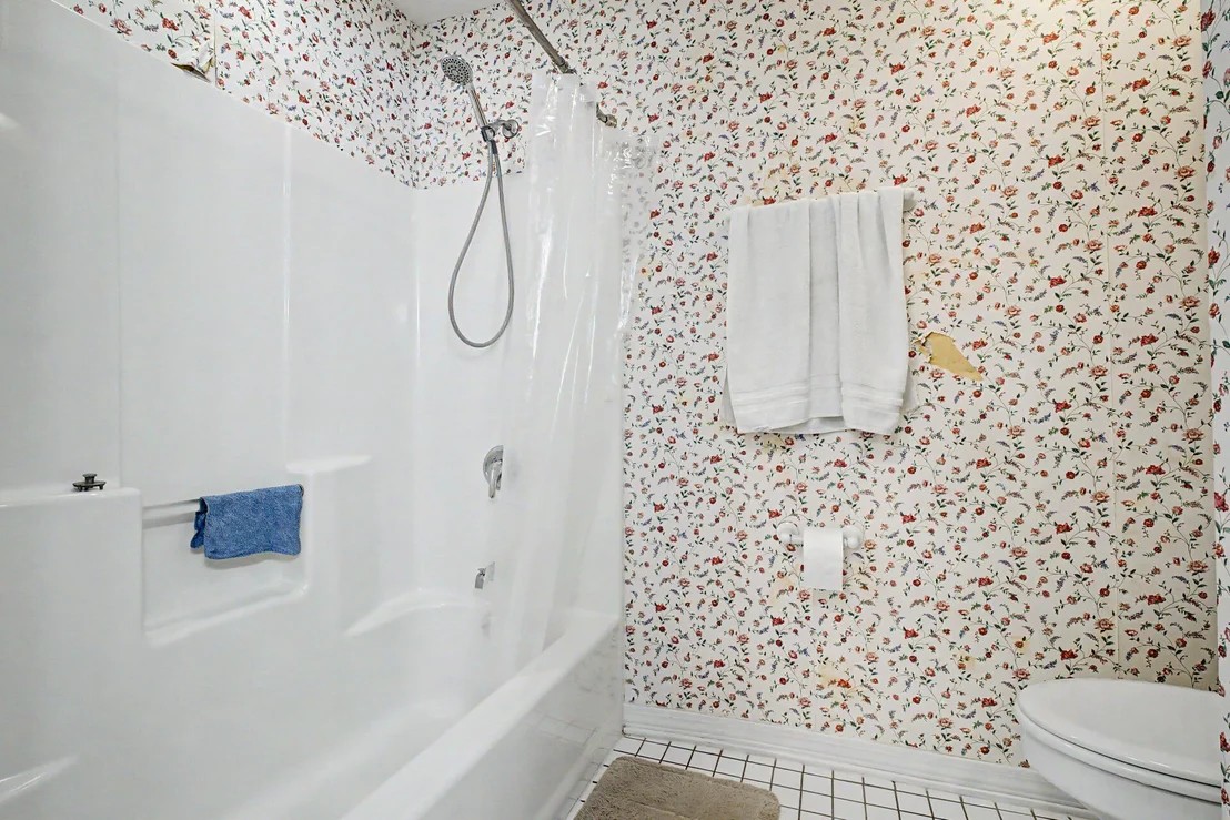 Photo of 7327 Glidden Lane
