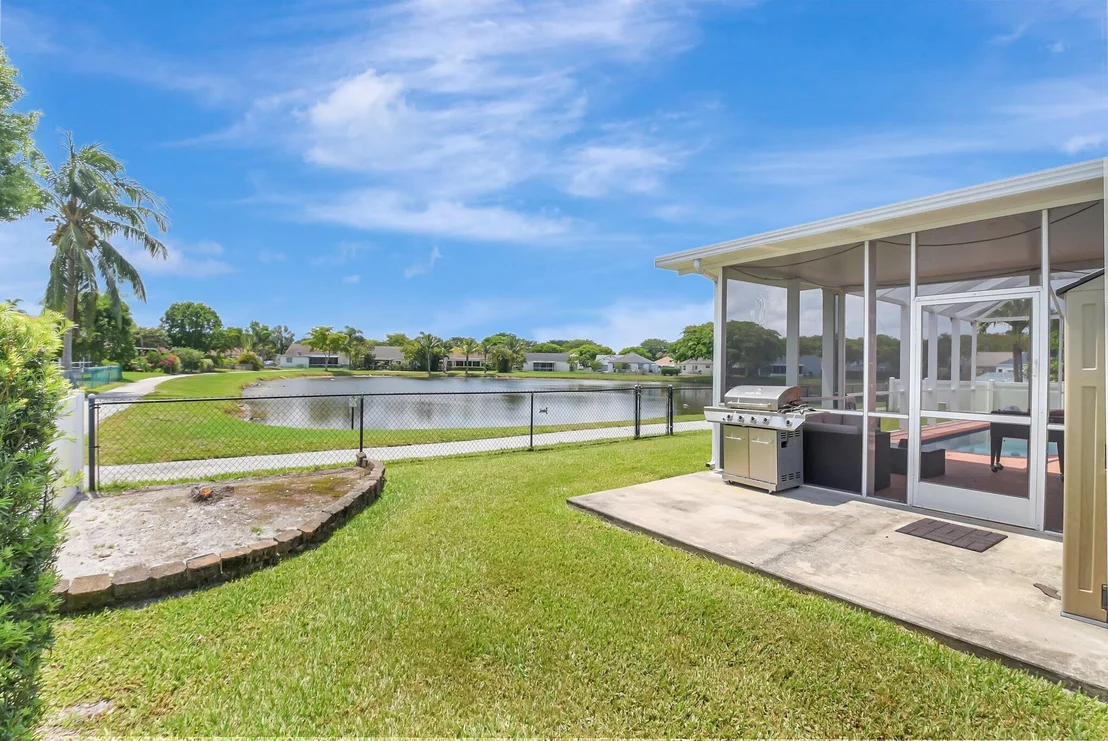 Photo of 8687 Spring Valley Drive