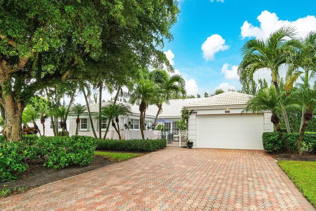 Photo of 4569 Sanderling Circle W