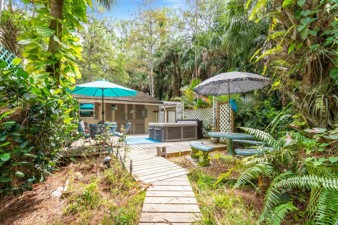 Photo of 16550 96th Terrace N