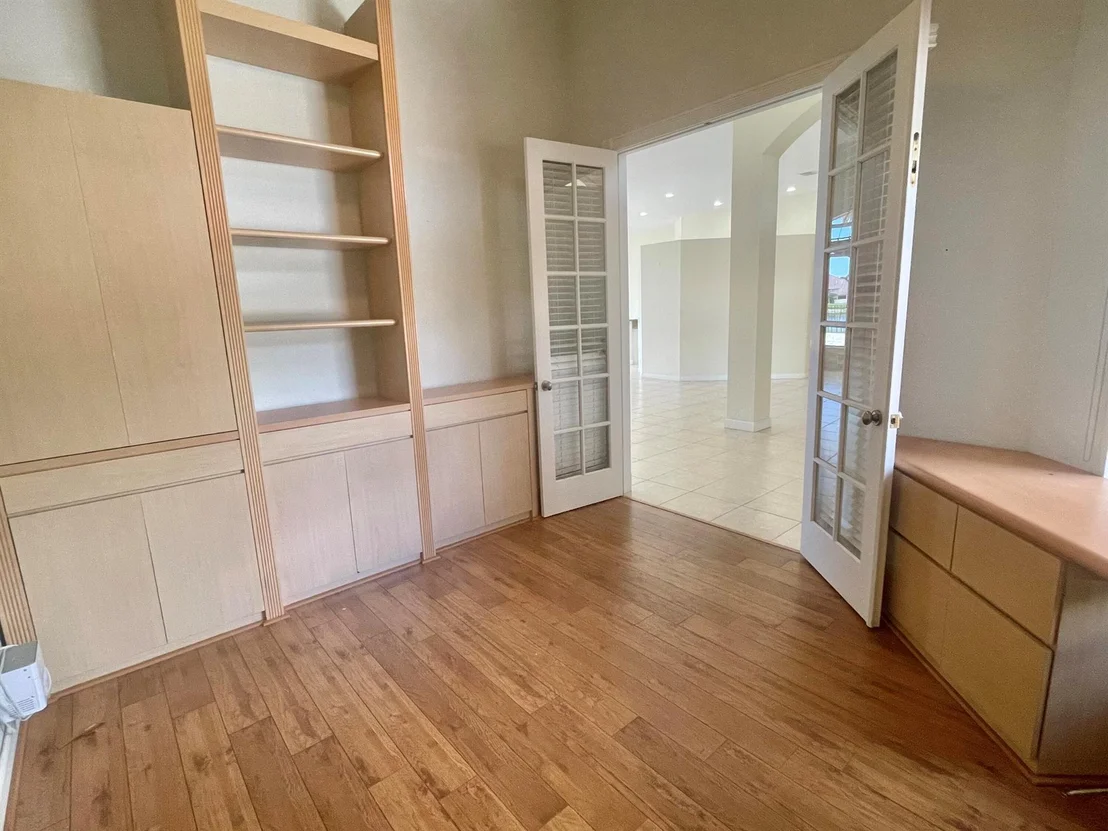 Photo of 8180 Muirhead Circle