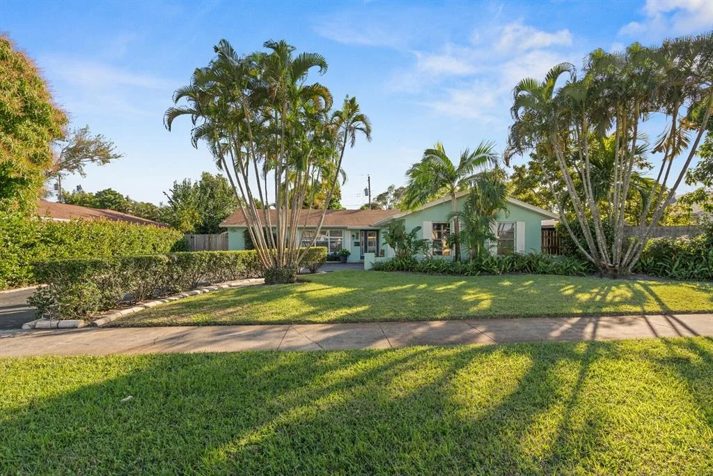 Photo of 262 Foresteria Drive
