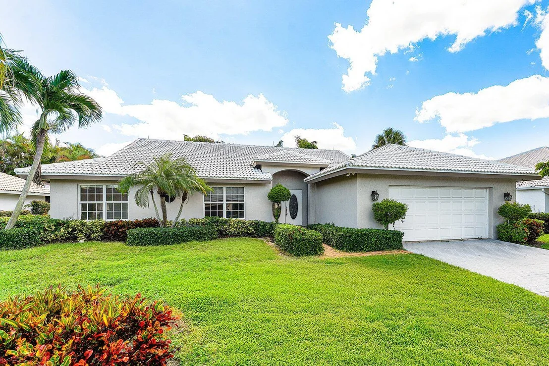 Photo of 4572 White Cedar Lane