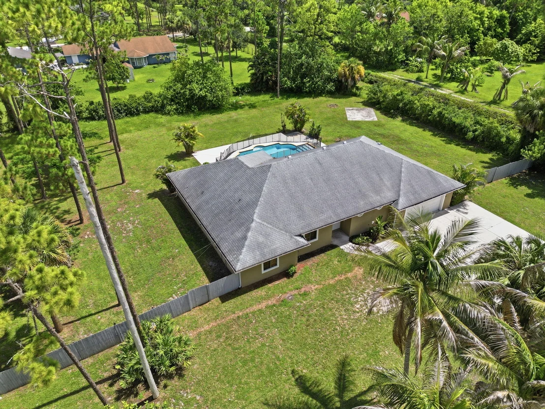 Photo of 15731 85th Road N