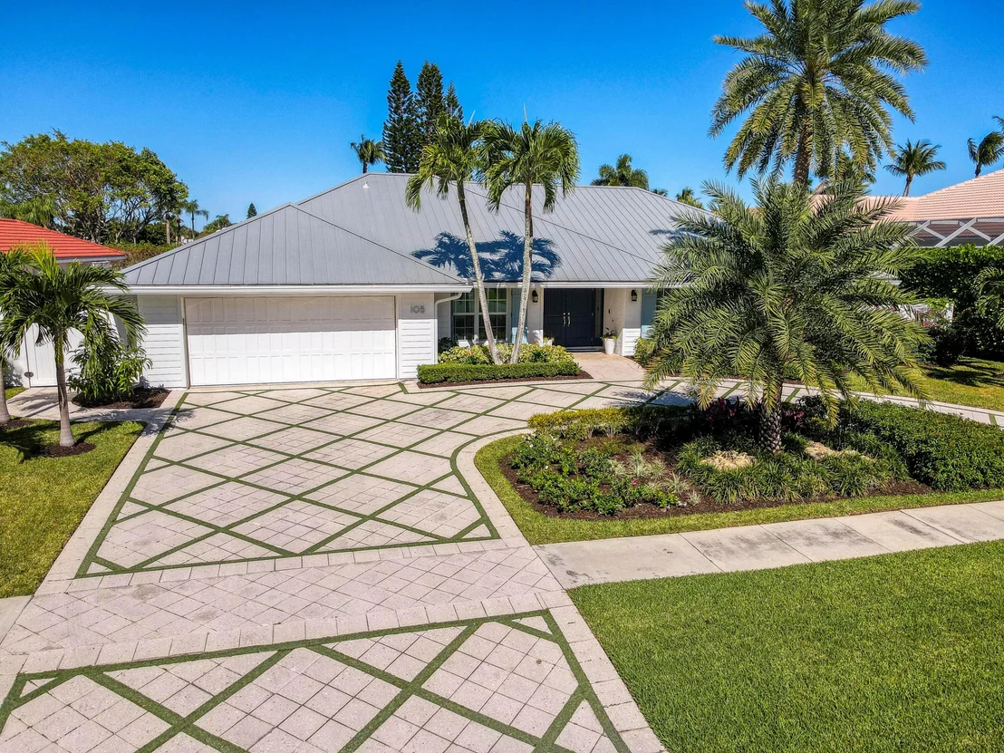 Photo of 105 Olympus Circle