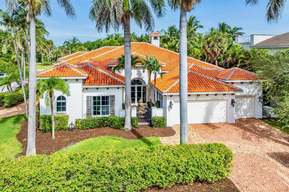 Photo of 1191 Banyan Road