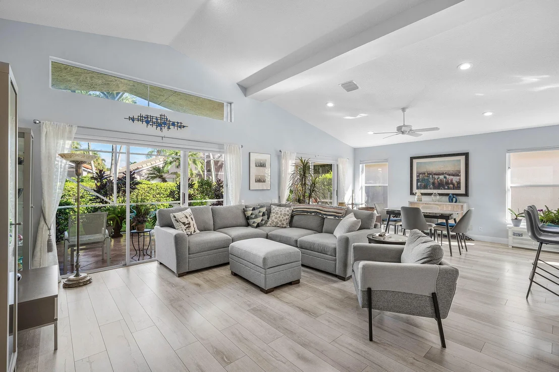 Photo of 7182 HAVILAND Circle