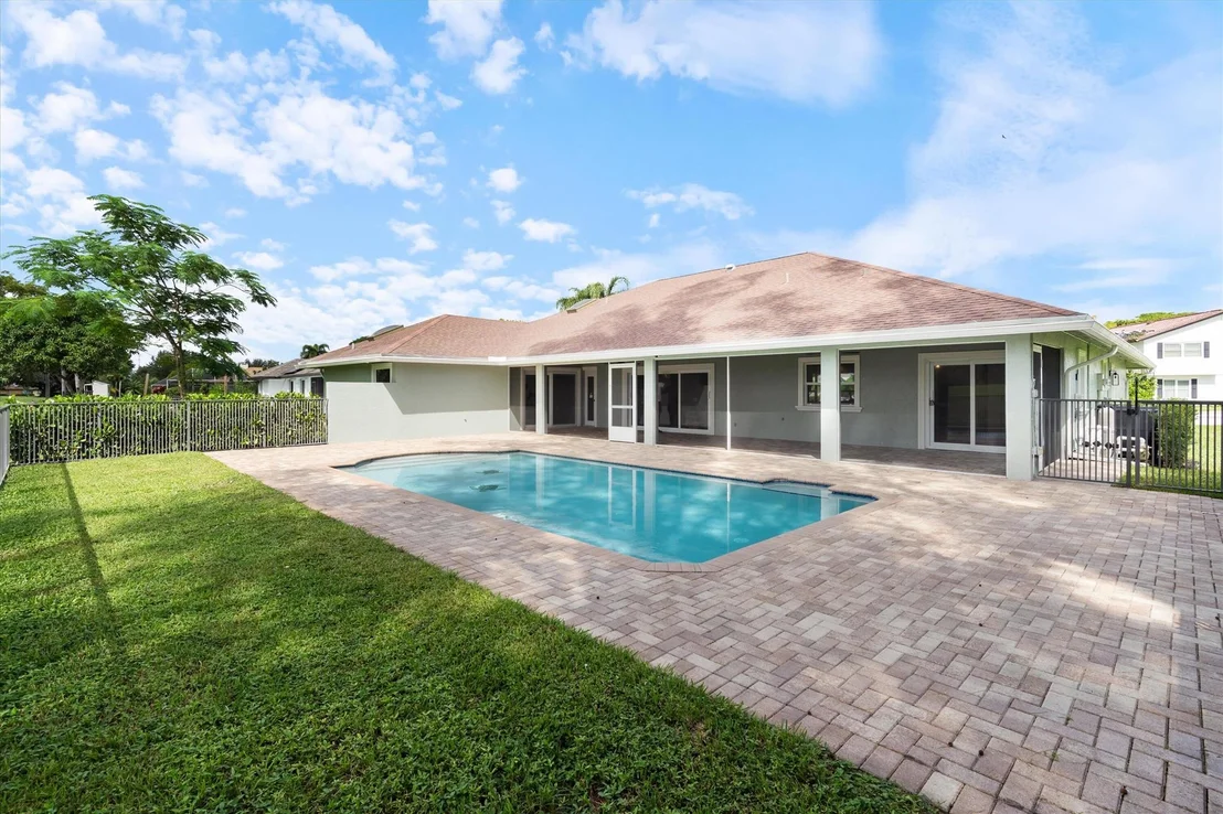 Photo of 1395 Pine Valley Drive
