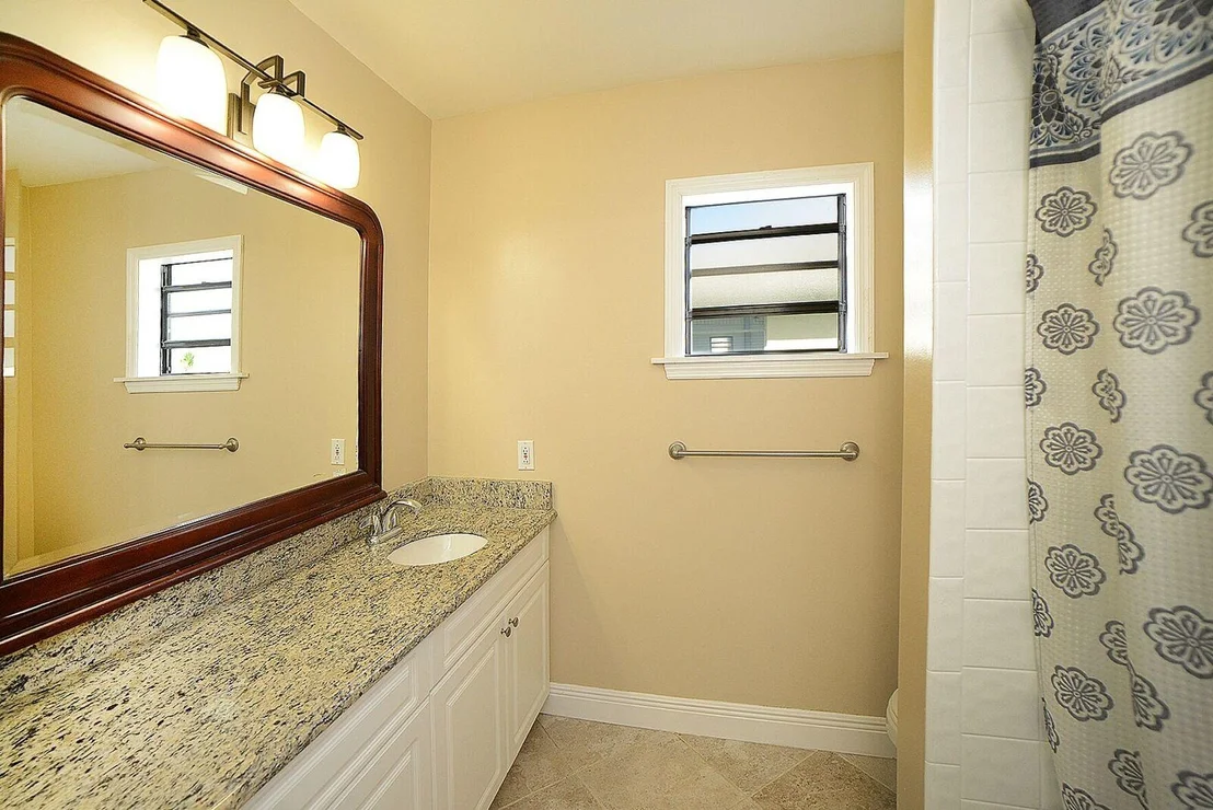 Photo of 4218 Woods End Road