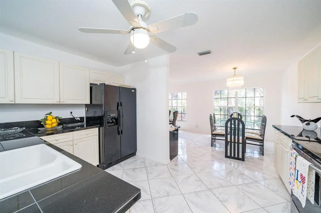 Photo of 20947 Spinnaker Way