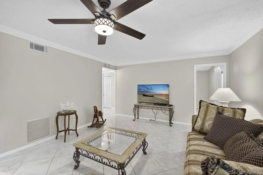 Photo of Unit D1 at 309 Knotty Pine Circle