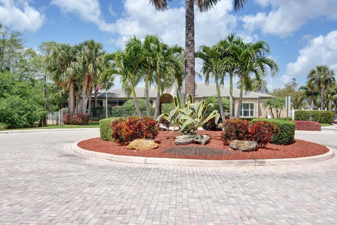 Photo of 6584 Marbletree Lane