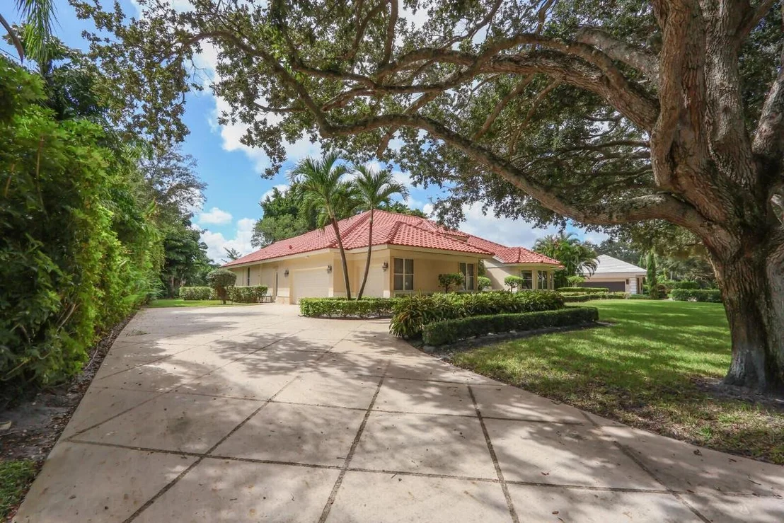 Photo of 18517 SE Heritage Drive