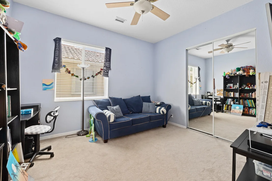 Photo of 4390 Mariners Cove Drive