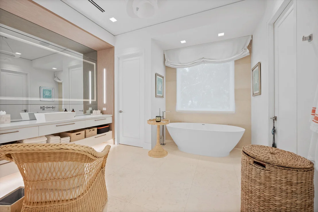 Photo of 3501 N Ocean Boulevard
