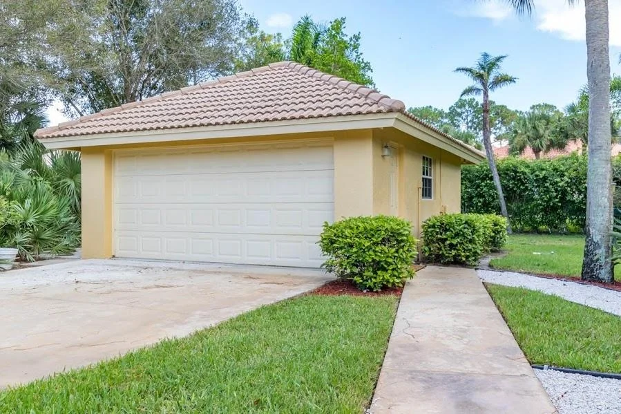 Photo of 14733 Morgan Close