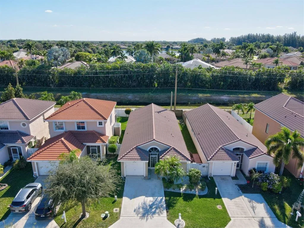 Photo of 7770 Springfield Lake Drive
