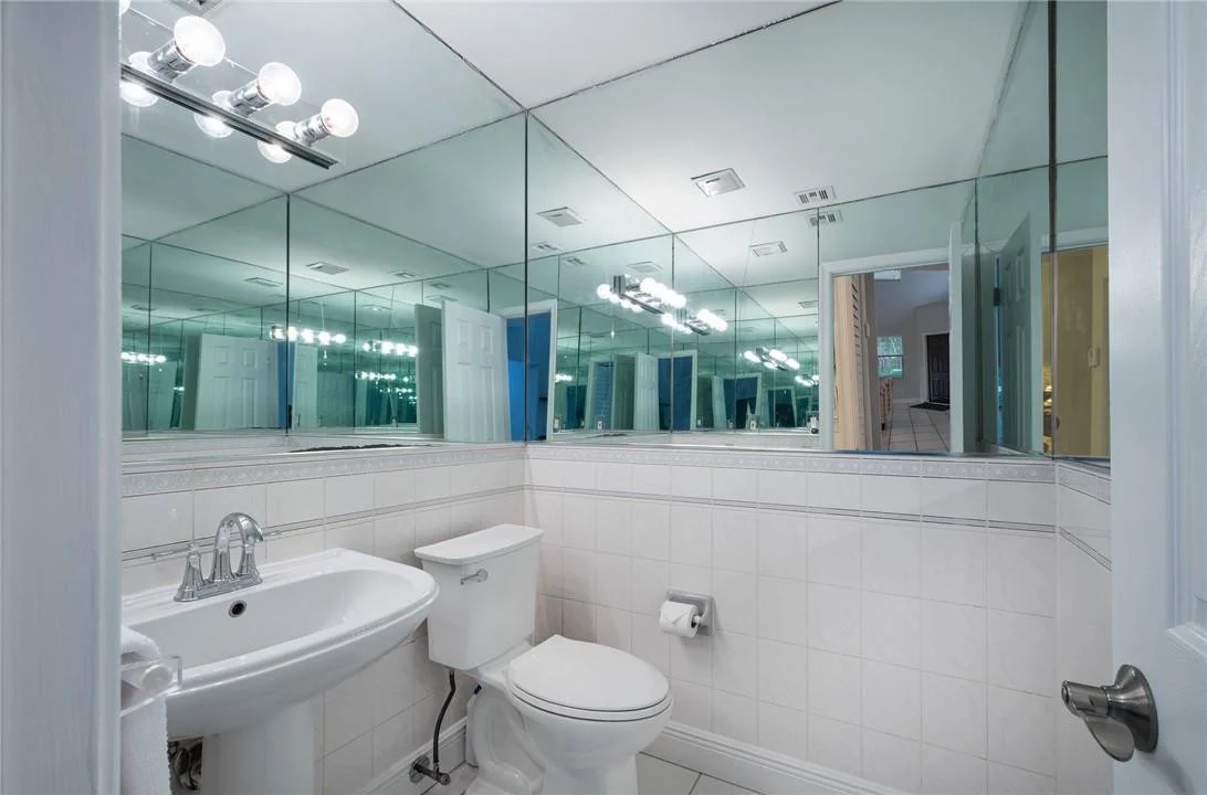 Photo of 597 Lakeside Circle