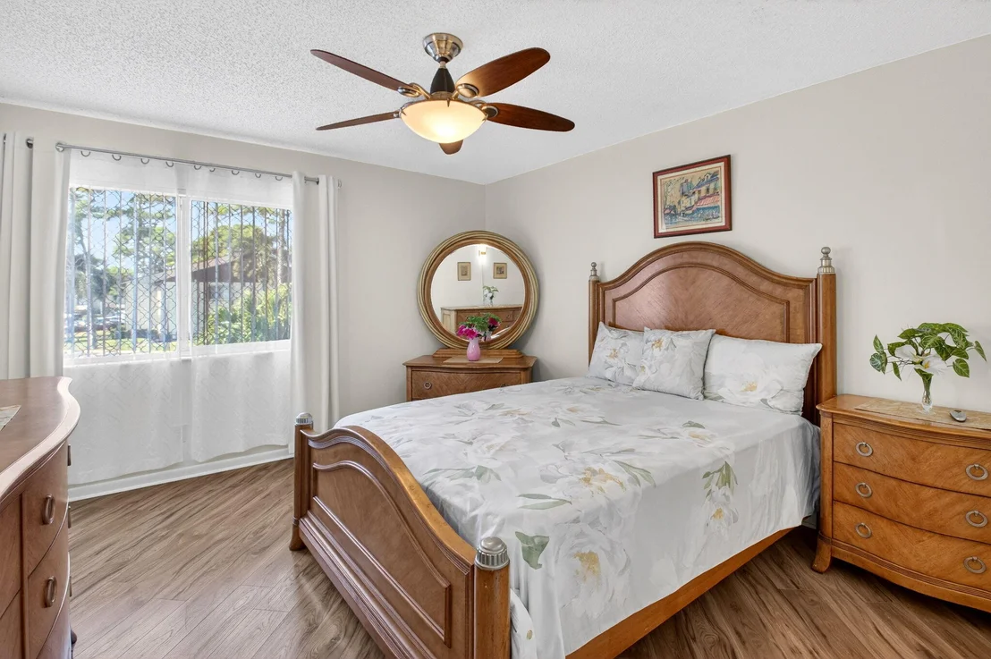 Photo of Unit C2 at 321 Knotty Pine Circle