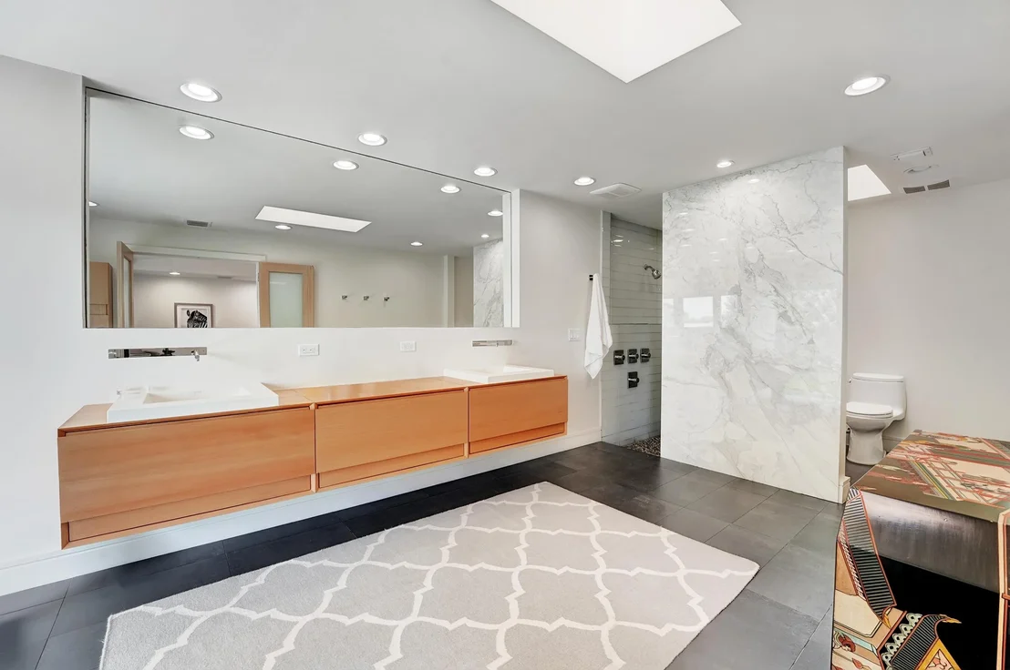 Photo of 4325 White Cedar Drive