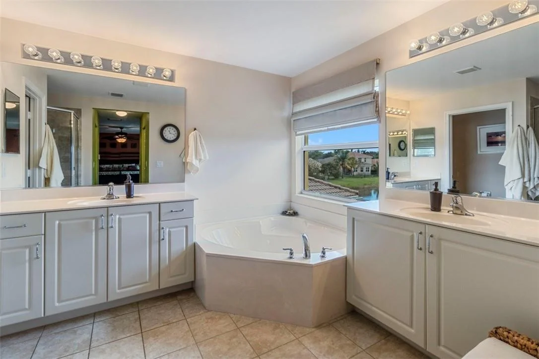 Photo of 11014 Bitternut Hickory Lane