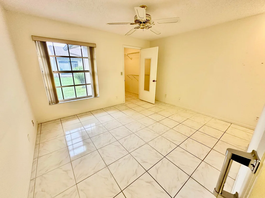 Photo of 5483 VIBURNUM Circle