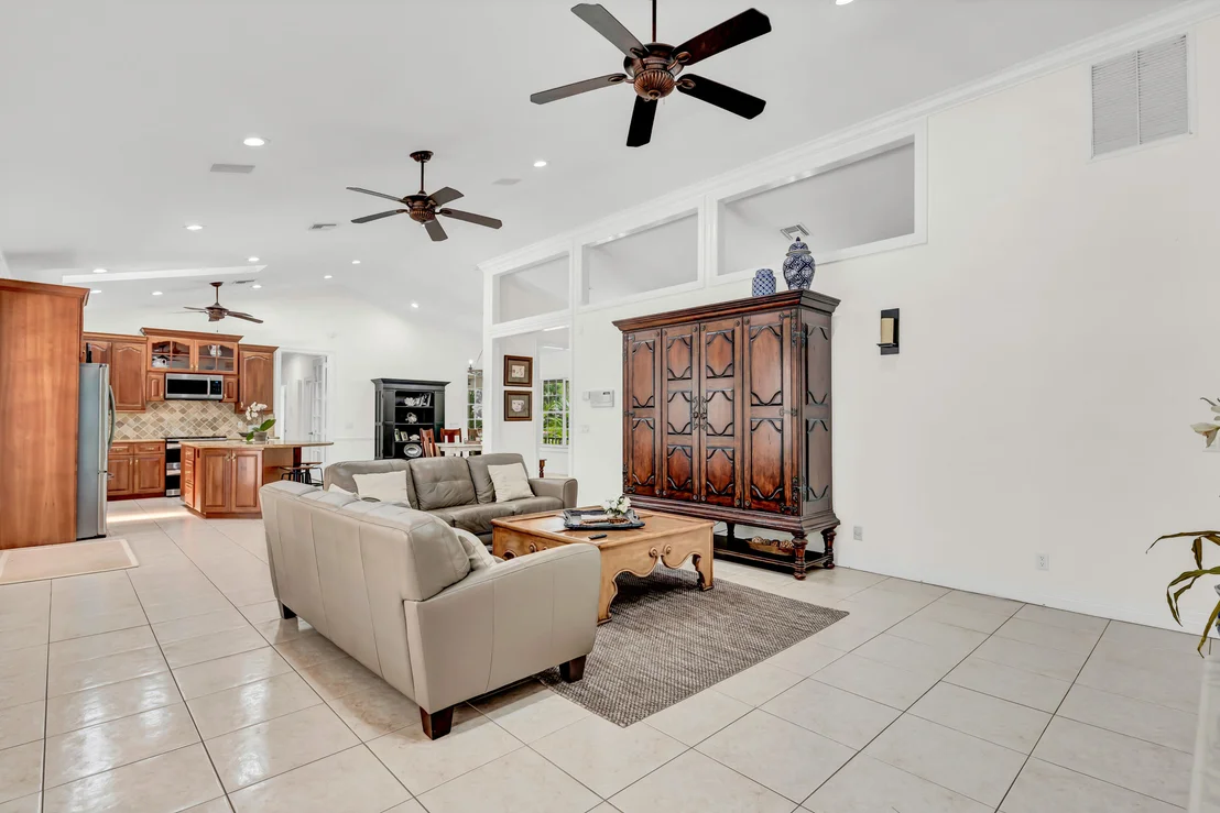 Photo of 9266 Oak Hammock Lane