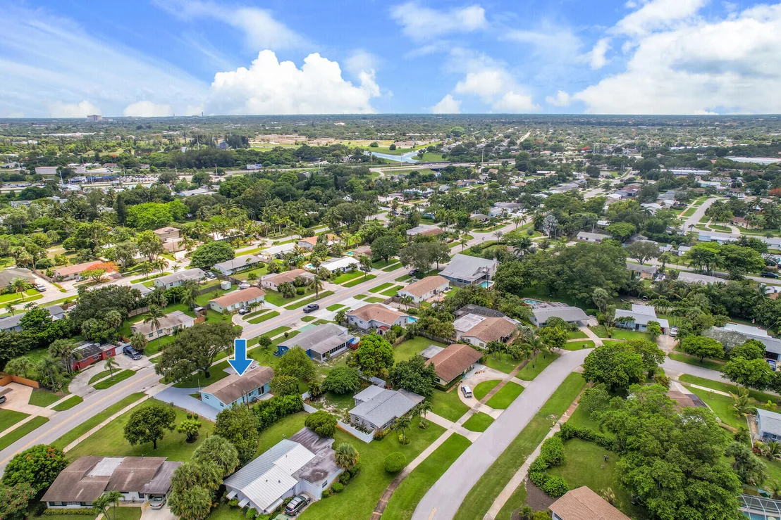 Photo of 904 Lighthouse Drive