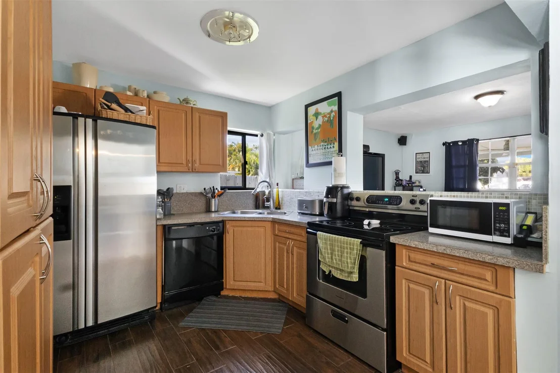 Photo of 9231 N Cypress Circle
