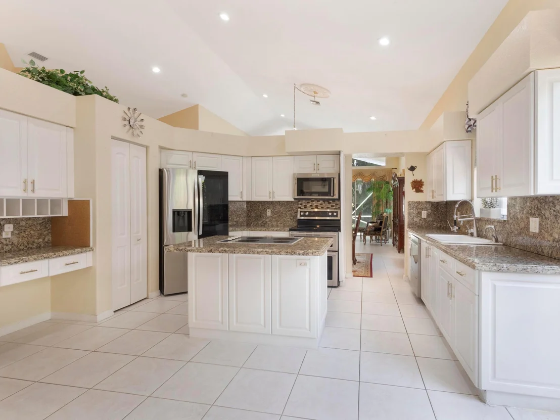 Photo of 5159 Brookview Drive